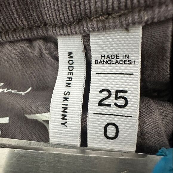 Loft modern skinny brownish corduroy pants size 25/0 - Picture 9 of 9